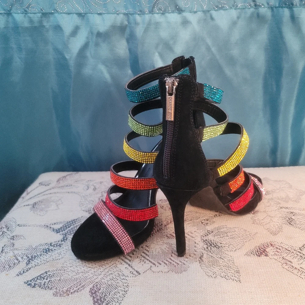 *SOLD* Rainbow Strappy Heels, Gianni Bini, 3.5" heel, heel zip, size 6.5M, NWOT - Picture 2 of 6